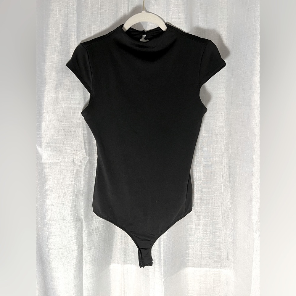 Lulus black mock neck bodysuit
